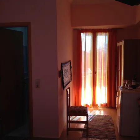 Oasis Hotel 2*