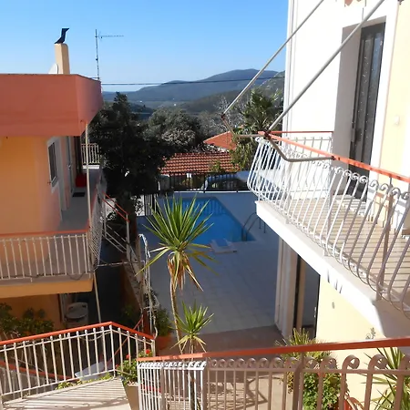 Hotel Oasis 2*